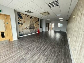 12 William Prance Rd, Plymouth à louer Photo intérieure– Image 2 sur 9