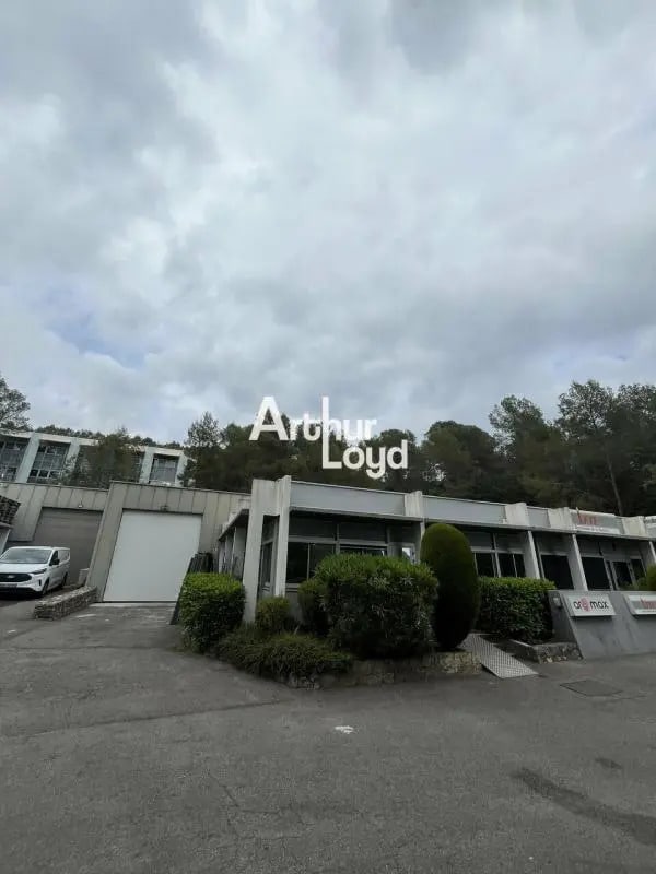 Local d'activités dans Valbonne à vendre Photo de l’immeuble– Image 1 sur 6