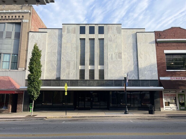 513 State St, Bristol, VA à vendre - Photo de l’immeuble – Image 2 sur 17