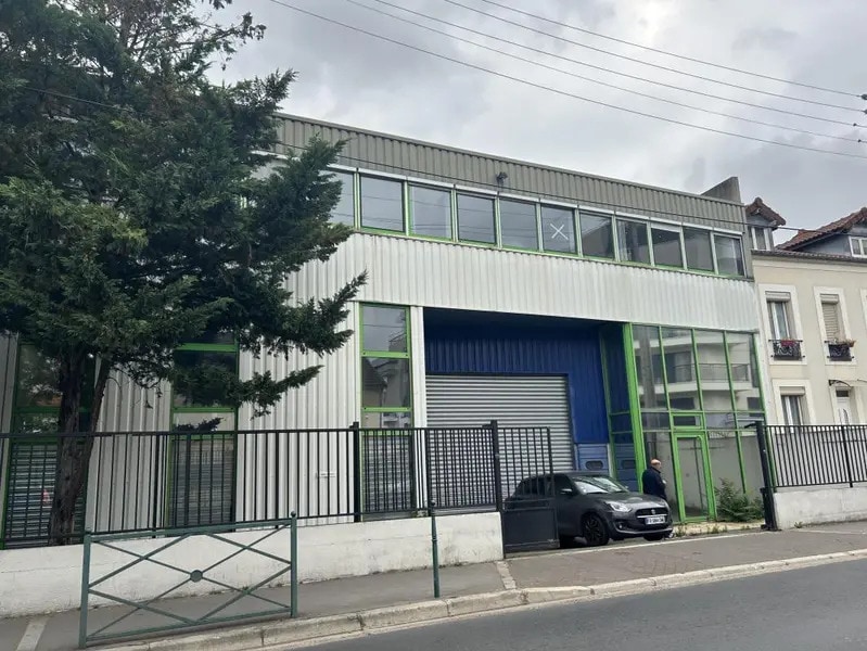 144 Rue Colbert, Colombes à louer Photo de l’immeuble– Image 1 sur 20