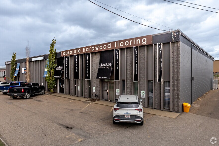 4917-4923 99th St NW, Edmonton, AB à louer - Photo principale – Image 1 sur 3