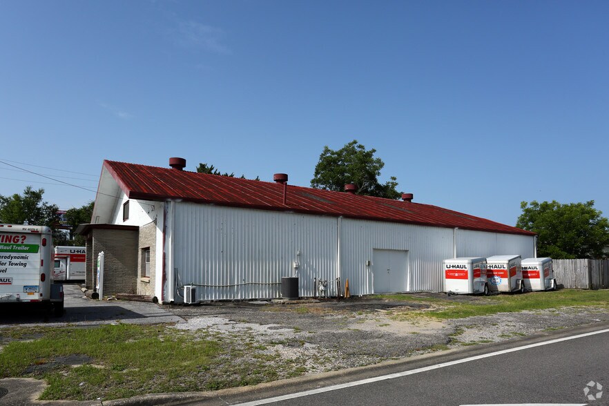101 S John Sims Pky, Valparaiso, FL à louer - Photo de l’immeuble – Image 3 sur 4