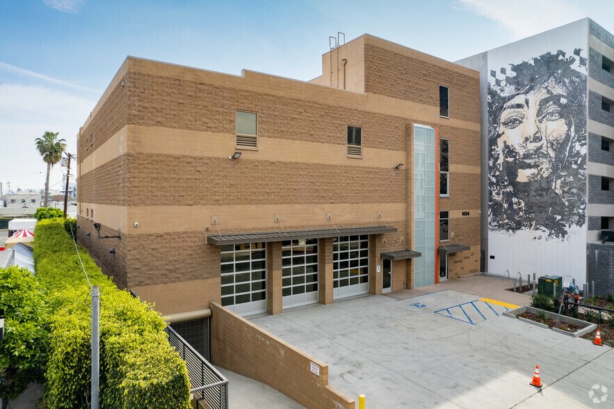 1034 Seward St, Los Angeles, CA à louer - Photo de l’immeuble – Image 1 sur 4
