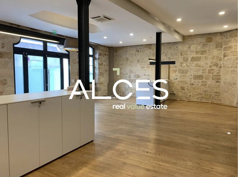 Bureau dans Bordeaux à louer - Photo de l’immeuble – Image 2 sur 2