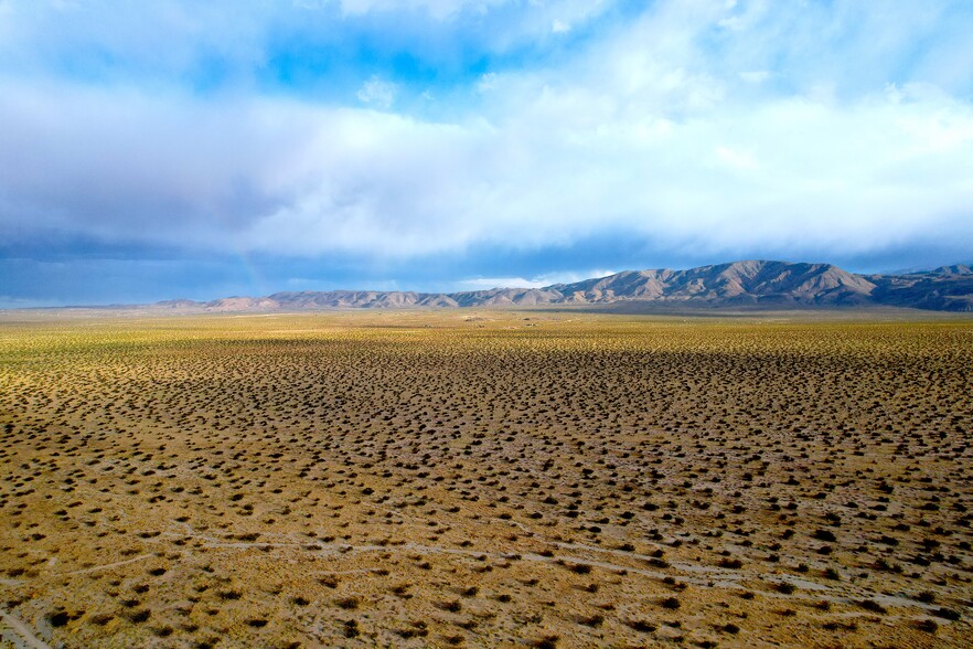 0 Swanee Rd, Lucerne Valley, CA à vendre - Photo de l’immeuble – Image 1 sur 8