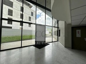 Bureau dans Meylan à vendre Photo intérieure– Image 2 sur 5