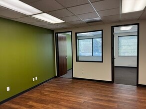 15060 Ventura Blvd, Sherman Oaks, CA à louer Photo intérieure– Image 2 sur 4