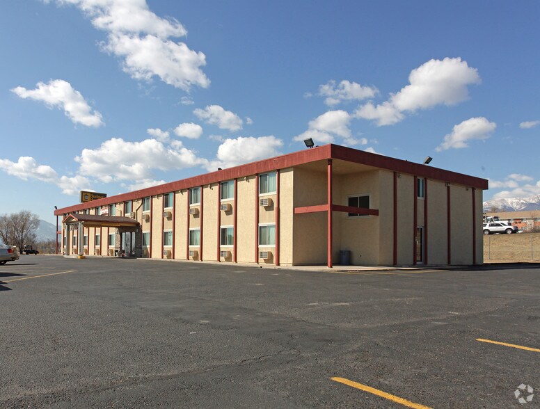 3402 Sinton Rd, Colorado Springs, CO à vendre - Photo de l’immeuble – Image 2 sur 7