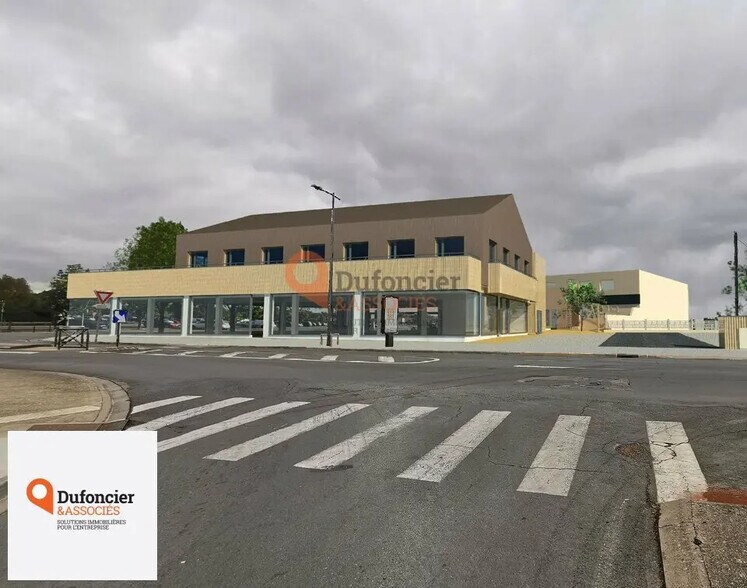 Local commercial dans Poitiers à louer - Photo de l’immeuble – Image 2 sur 4