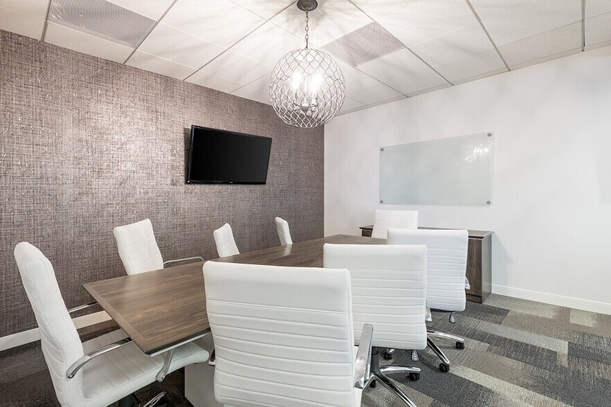 355 S Grand Ave, Los Angeles, CA à louer - Photo de l’immeuble – Image 2 sur 6