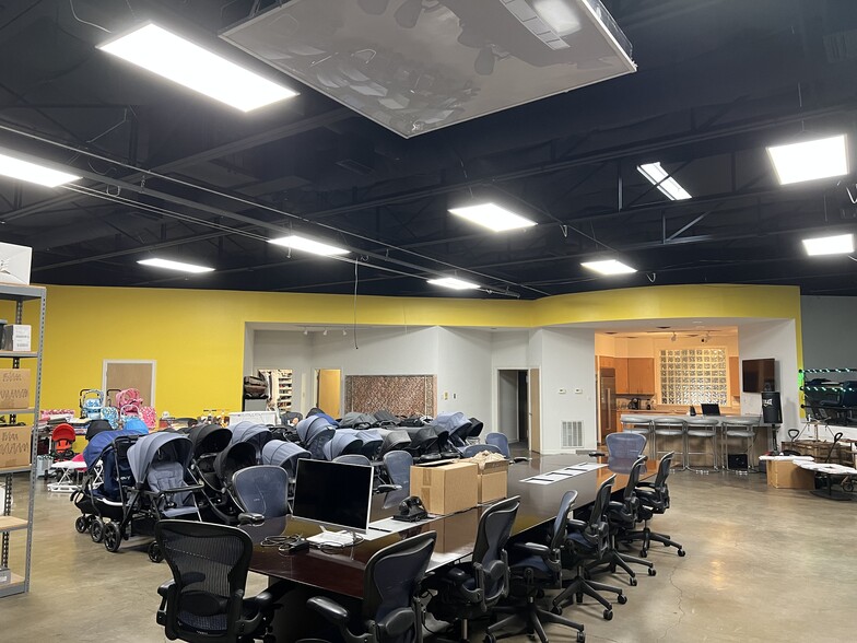 2919 Canton St, Dallas, TX à louer - Photo intérieure – Image 3 sur 9