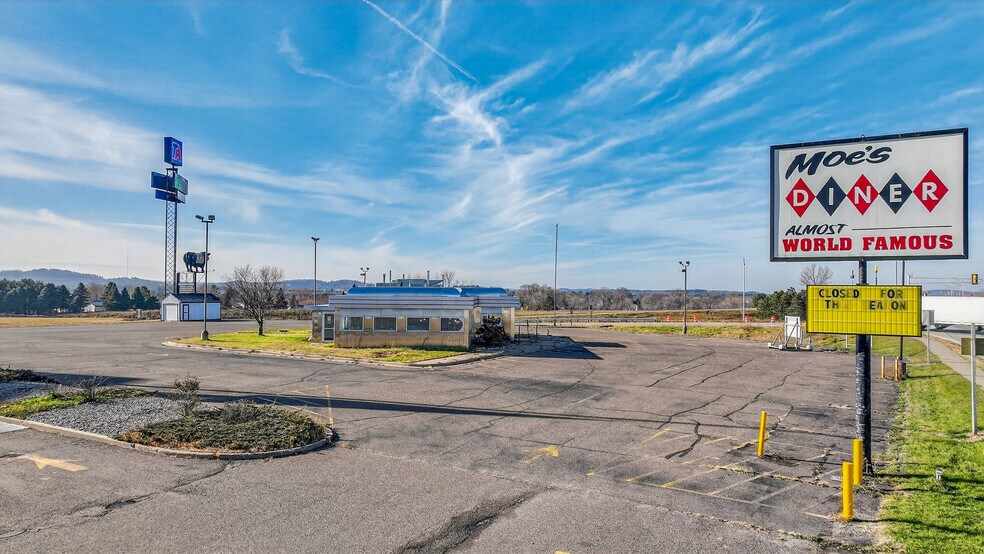 12701 10th St, Osseo, WI à vendre - Photo de l’immeuble – Image 2 sur 16