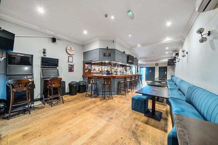 Kenton Ln, Harrow à vendre - Photo intérieure – Image 3 sur 18