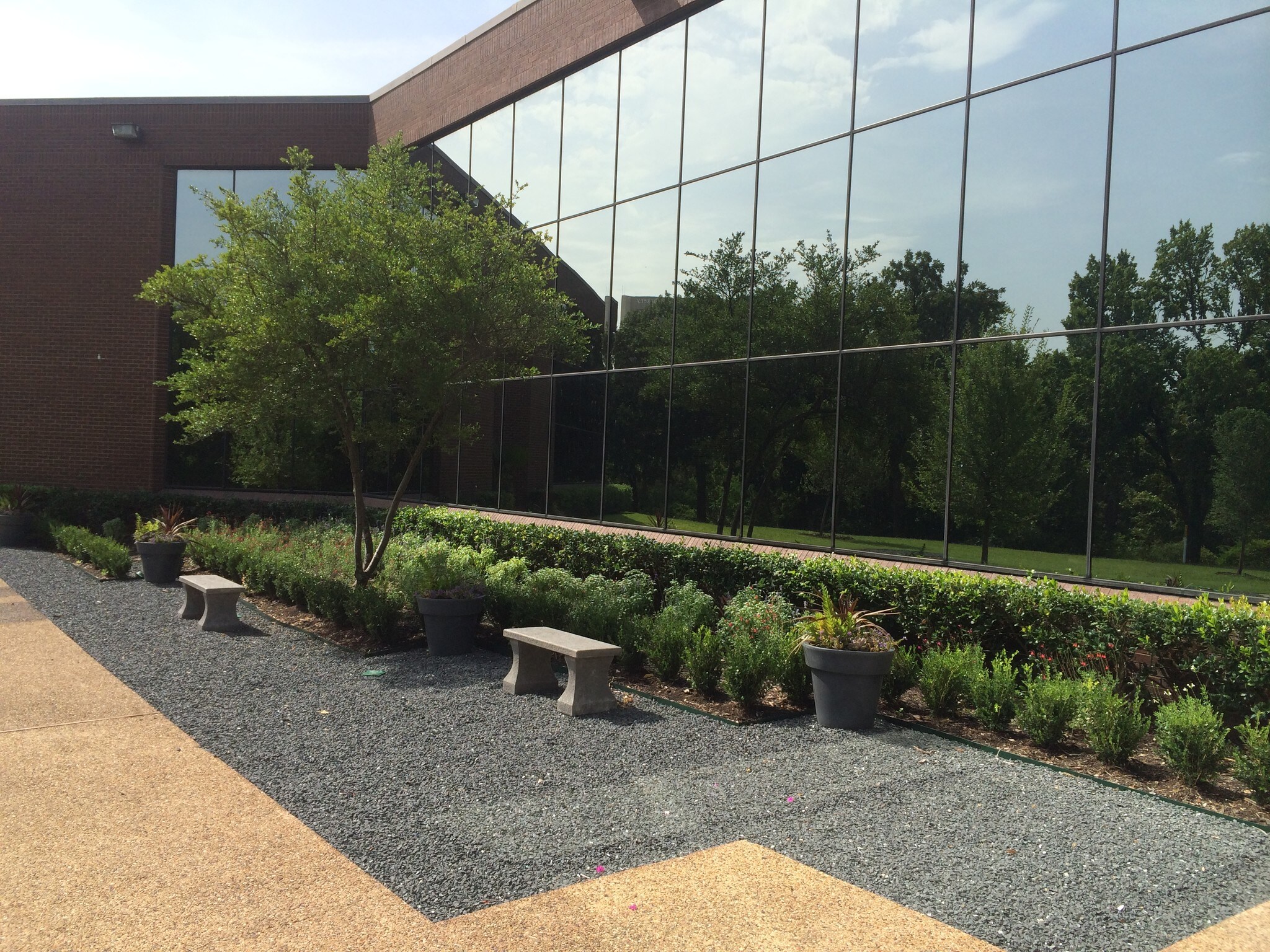 12740 Hillcrest Rd, Dallas, TX à louer Photo principale– Image 1 sur 10