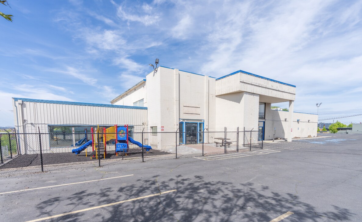 115 E Pacific Ave & 112 E 1st Ave portefeuille de 2 biens à vendre sur LoopNet.fr Photo de l’immeuble– Image 1 sur 7