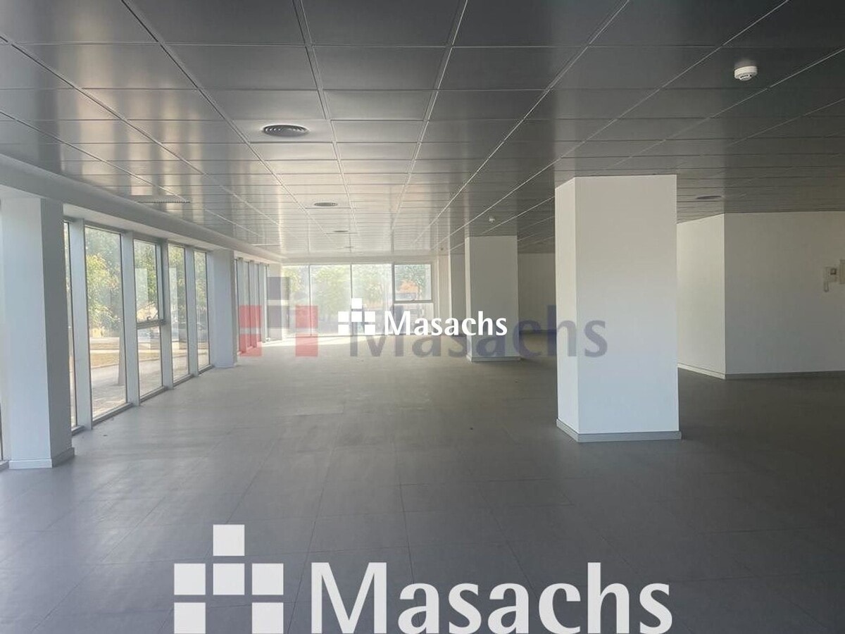 Terrassa, BAR 08228 - Lot Of. 6-7-8 - - Photo intérieure - Image 1 of 7