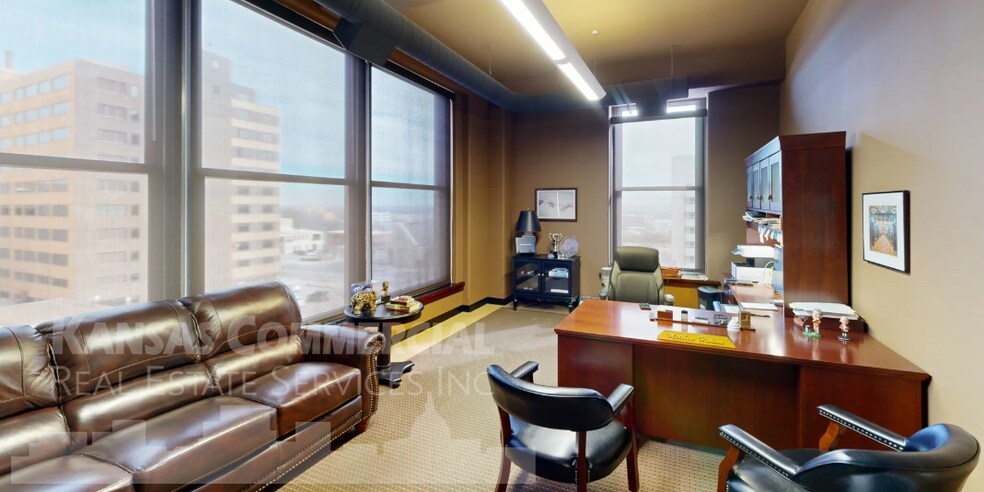 900 S Kansas Ave, Topeka, KS à louer - Photo de l’immeuble – Image 3 sur 5