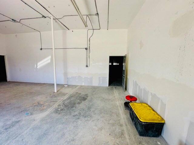 7358 Radford Ave, North Hollywood, CA à vendre - Photo de l’immeuble – Image 3 sur 13