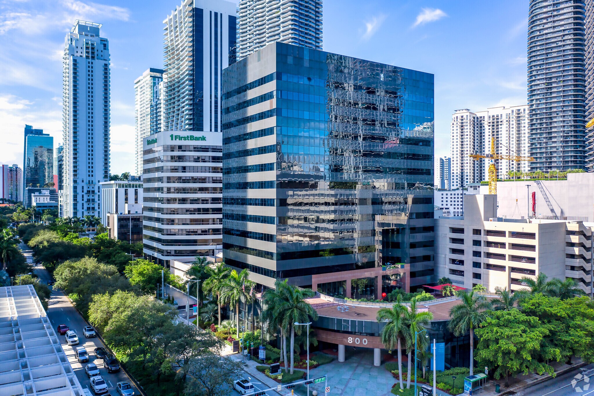 800 Brickell Ave, Miami, FL à louer Photo de l’immeuble– Image 1 sur 27