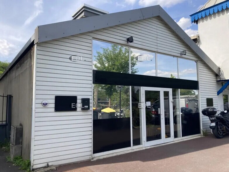 Bureau dans Joinville-le-Pont à vendre - Photo de l’immeuble – Image 1 sur 9