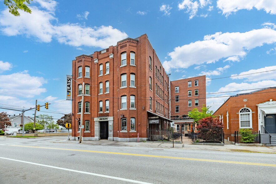 235 Hanover St, Manchester, NH à vendre - Photo de l’immeuble – Image 2 sur 48