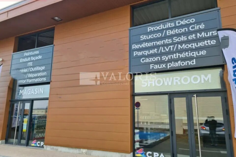 77 Boulevard Bonaval, Brignoles à louer Photo de l’immeuble– Image 1 sur 8