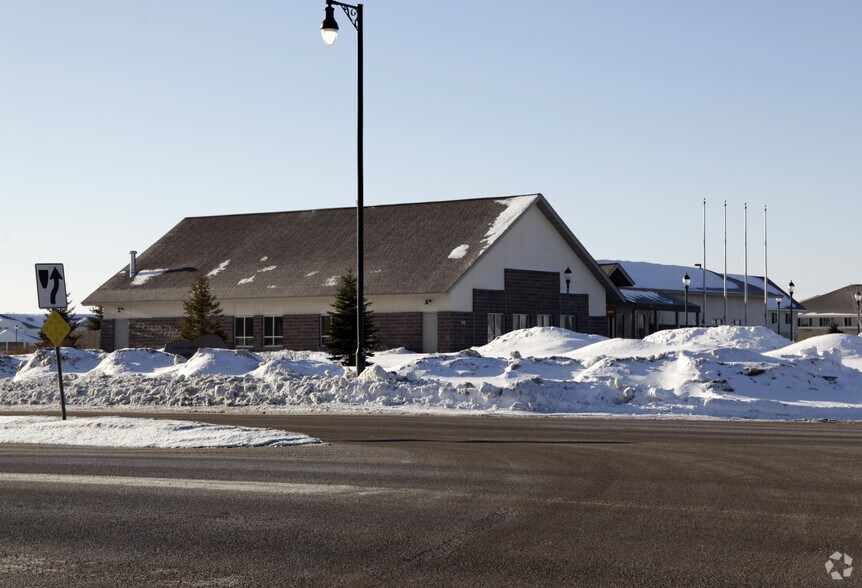 1191 Scout Dr, Sartell, MN à louer - Photo de l’immeuble – Image 2 sur 2