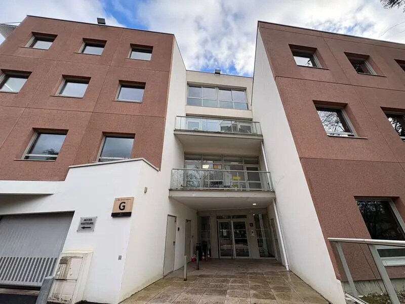 Bureau dans Écully à louer Photo de l’immeuble– Image 1 sur 13