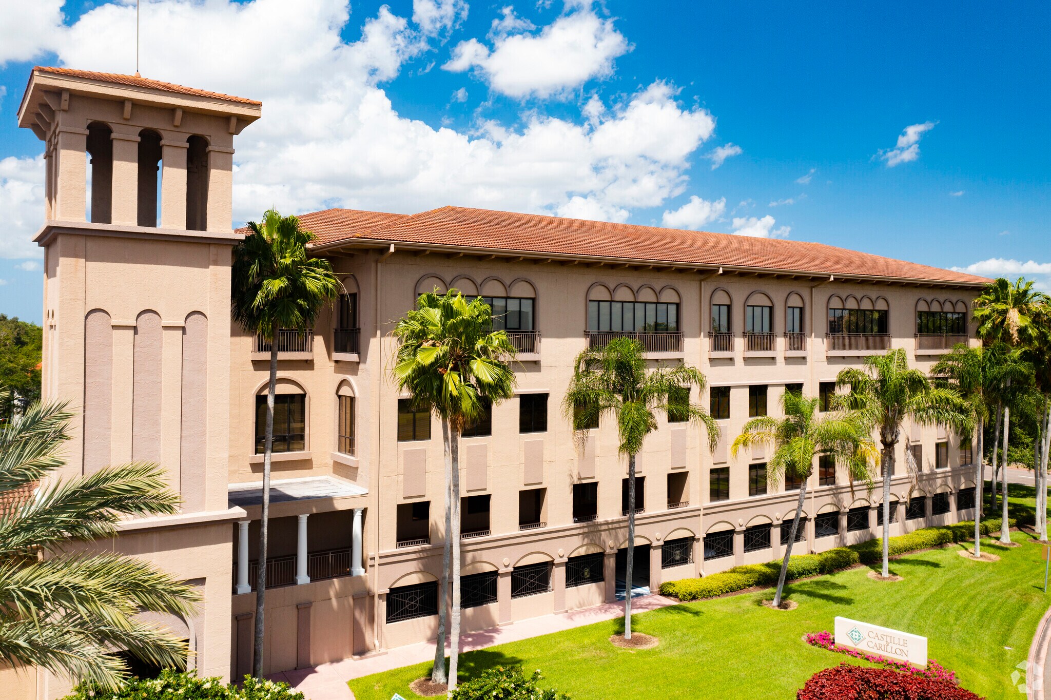 400 Carillon Pkwy, Saint Petersburg, FL à louer Photo principale– Image 1 sur 8