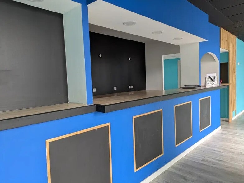 Bureau dans Saint-Martin-le-Vinoux à louer - Photo intérieure – Image 2 sur 16