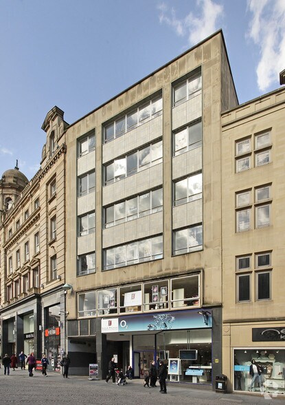 54-56 Fargate, Sheffield à louer - Photo principale – Image 2 sur 3