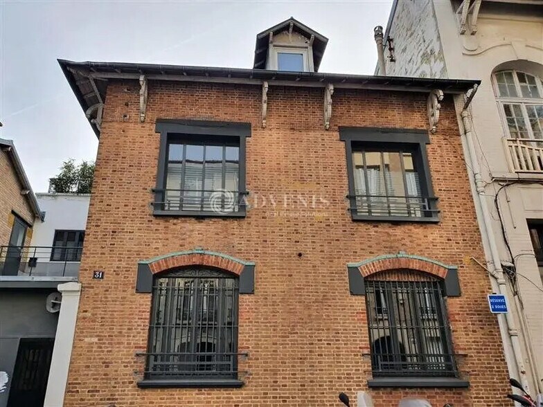 Bureau dans Montrouge à louer - Photo de l’immeuble – Image 1 sur 12