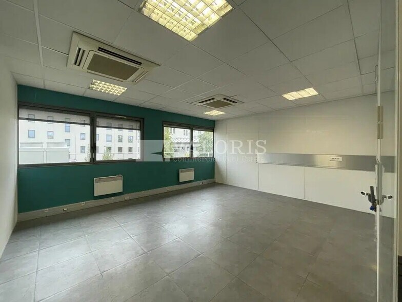 Bureau dans Lyon à louer - Photo de l’immeuble – Image 2 sur 17