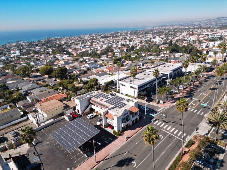 910 S El Camino Real, San Clemente, CA à louer - Photo de l’immeuble – Image 2 sur 7