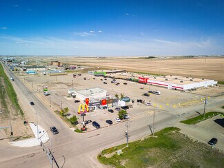Plus de détails pour 608 12th Ave E, Kindersley, SK - Différents types d’espaces à louer