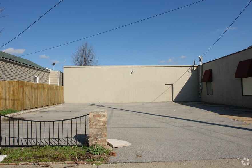 1147 Logan St, Louisville, KY à louer - Photo de l’immeuble – Image 3 sur 9