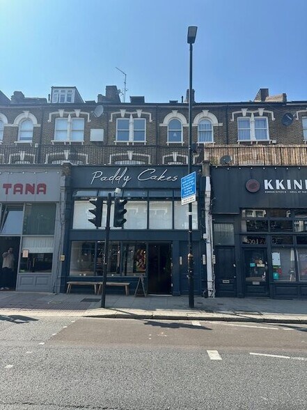 129 Fortess Rd, Londres à louer - Photo de l’immeuble – Image 1 sur 2