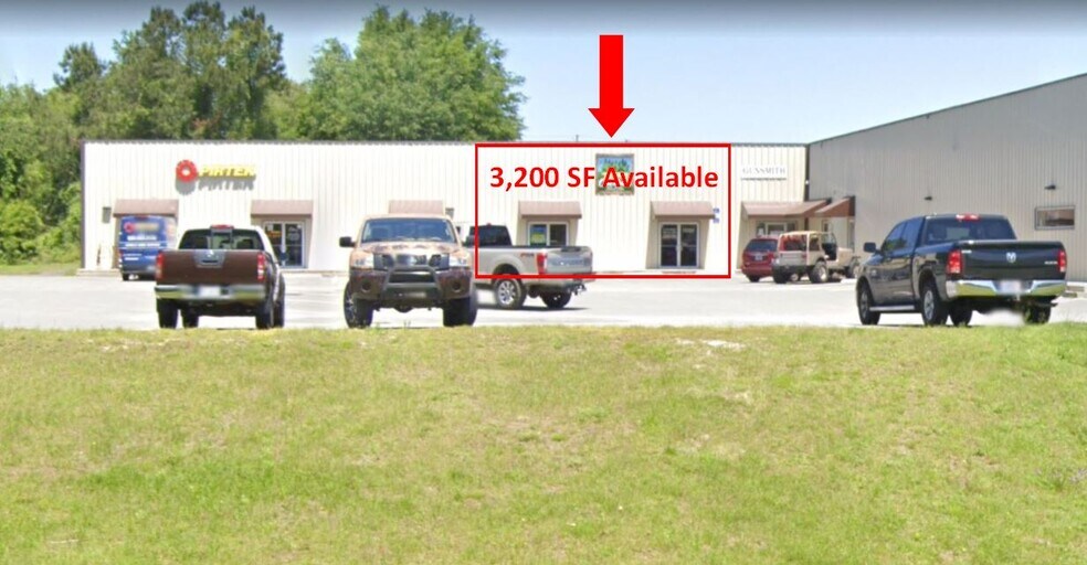 301 Commerce Blvd, Midway, FL à louer - Photo de l’immeuble – Image 1 sur 8