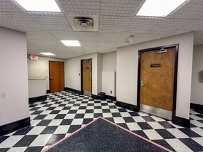 600 3rd St N, La Crosse, WI à louer Hall d’entrée– Image 2 sur 13