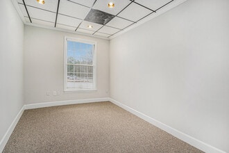 920 Holcomb Bridge Rd, Roswell, GA à louer Photo de l’immeuble– Image 2 sur 17