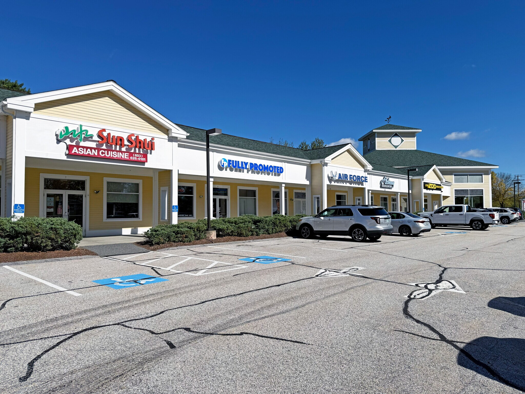 410 S River Rd, Bedford, NH à louer Photo intérieure– Image 1 sur 4