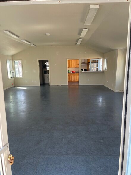 4018 Pacheco Blvd, Martinez, CA à louer - Photo de l’immeuble – Image 2 sur 7