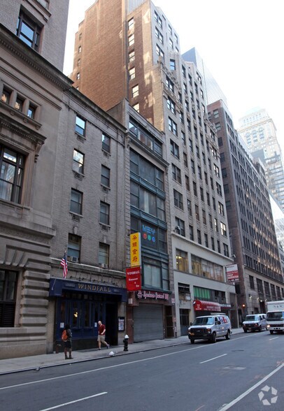 21 W 39th St, New York, NY à louer - Photo de l’immeuble – Image 3 sur 12
