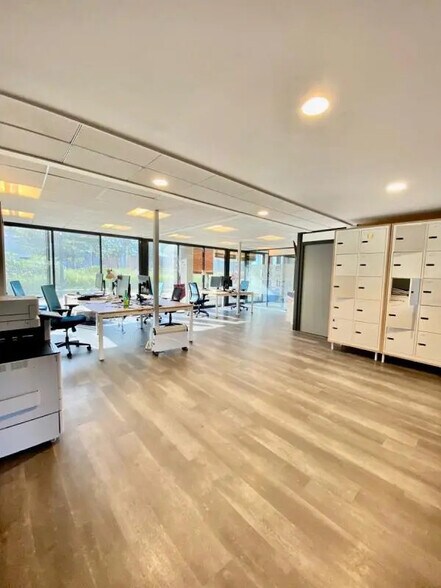 Local commercial dans Le Havre à louer - Photo de l’immeuble – Image 3 sur 8