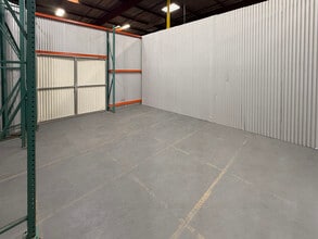5625 E Firestone Blvd, South Gate, CA à louer Photo intérieure– Image 1 sur 3