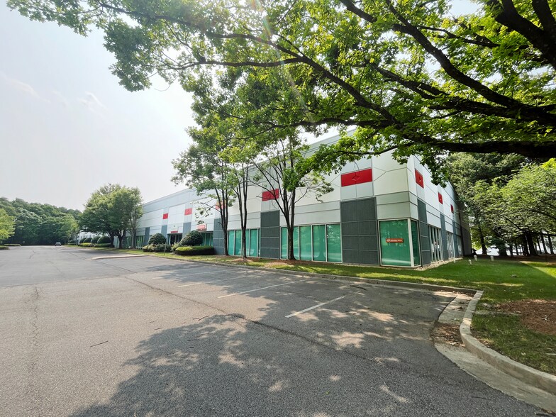 4345 International Pky, Hapeville, GA à louer - Photo de l’immeuble – Image 3 sur 8