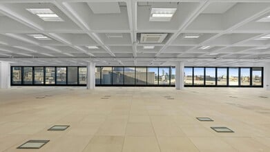 91 Brick Ln, Londres à louer Photo intérieure– Image 2 sur 4