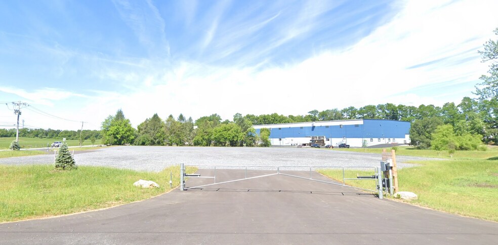 96 S Middlesex Rd, Carlisle, PA à louer - Photo de l’immeuble – Image 2 sur 5