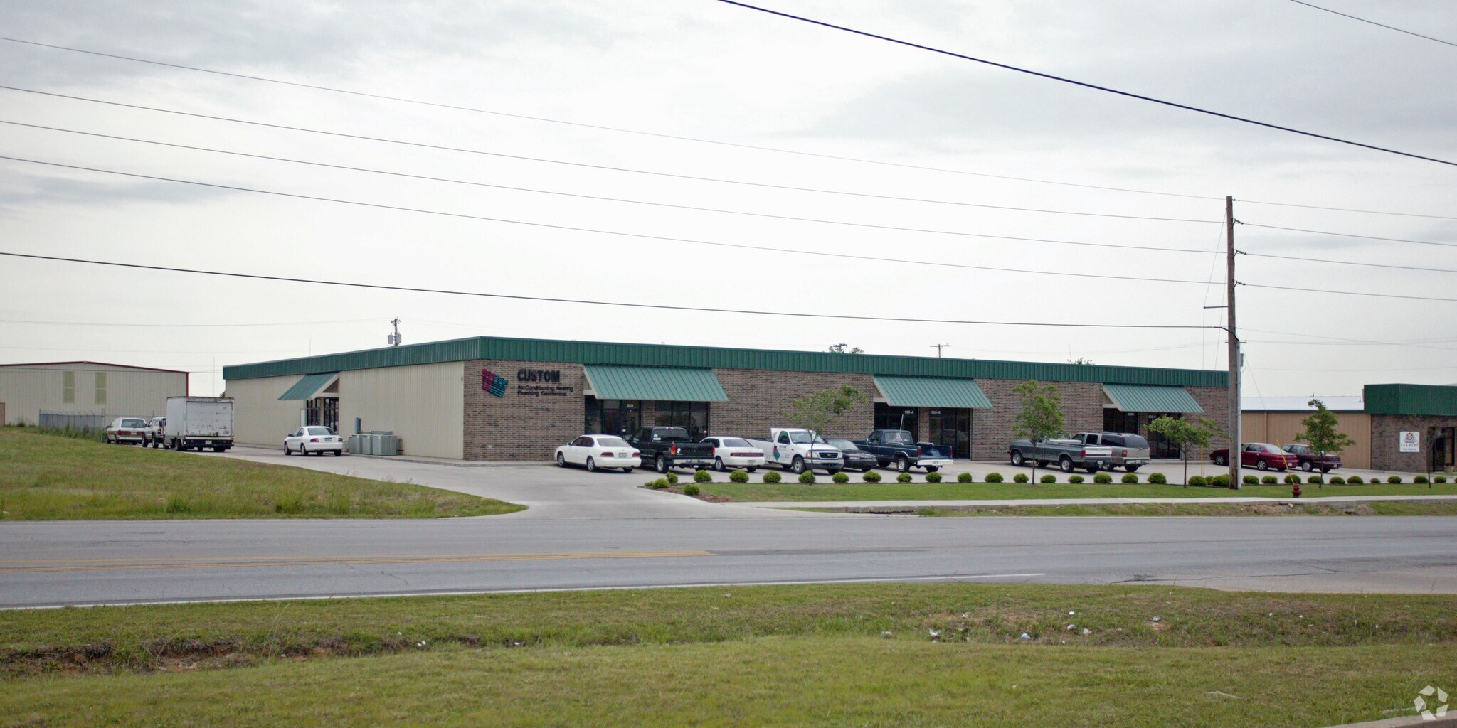 901-905 S 9th St, Broken Arrow, OK à louer Photo de l’immeuble– Image 1 sur 8