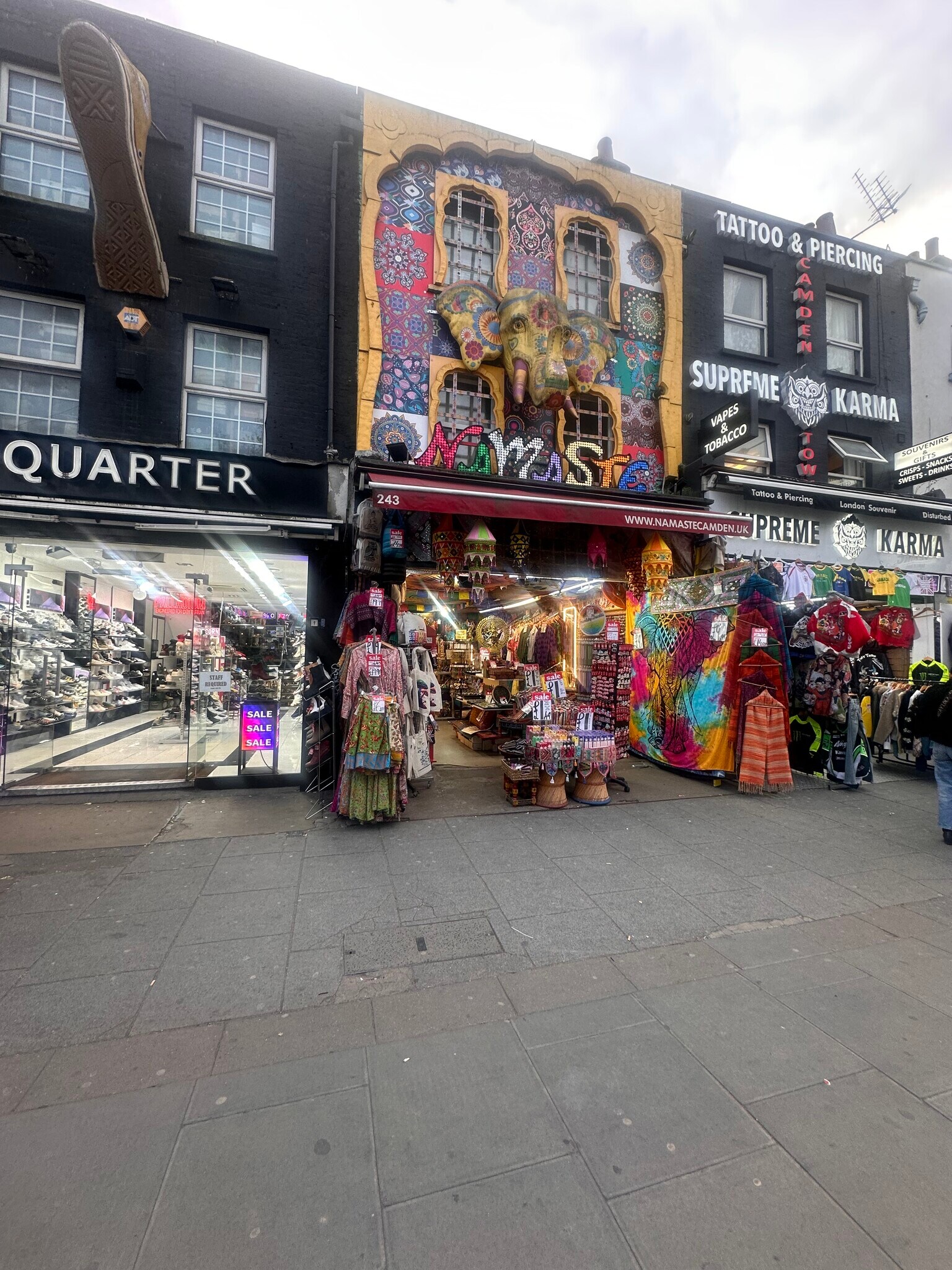 243 Camden High St, Londres à louer Photo principale– Image 1 sur 4